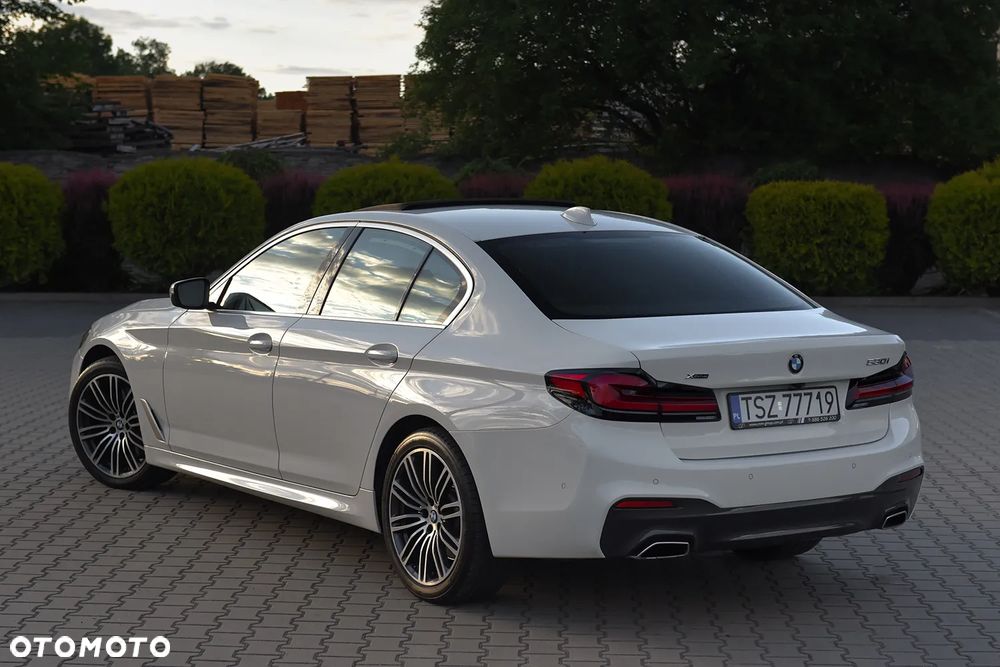 BMW Seria 5 530i xDrive M Sport sport - 22