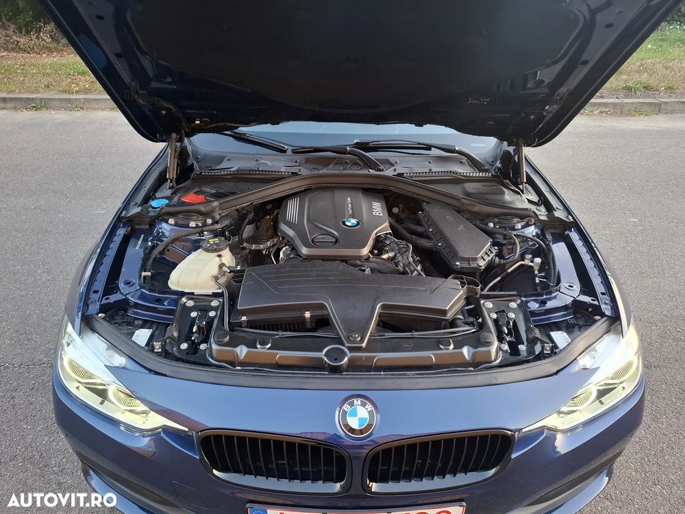 BMW Seria 3 320d Edition Luxury Line Purity - 16