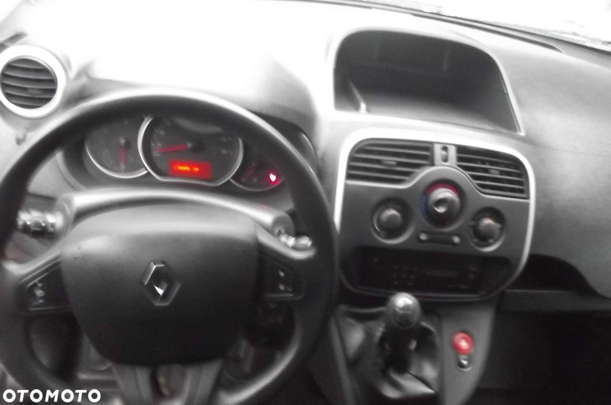 Renault KANGOO - 11