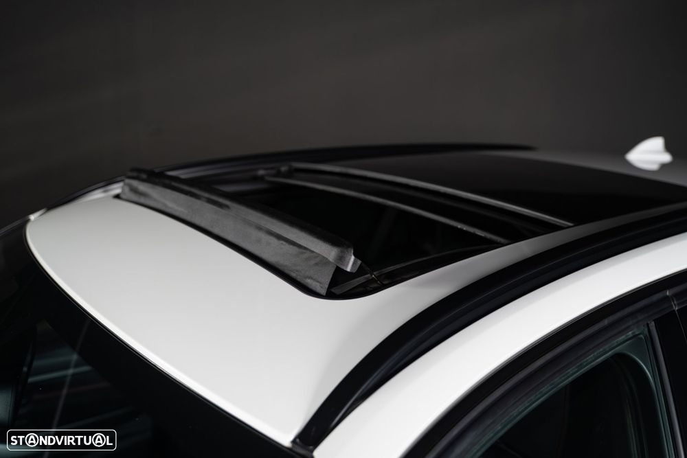 BMW 320 d Auto Line Sport - 12