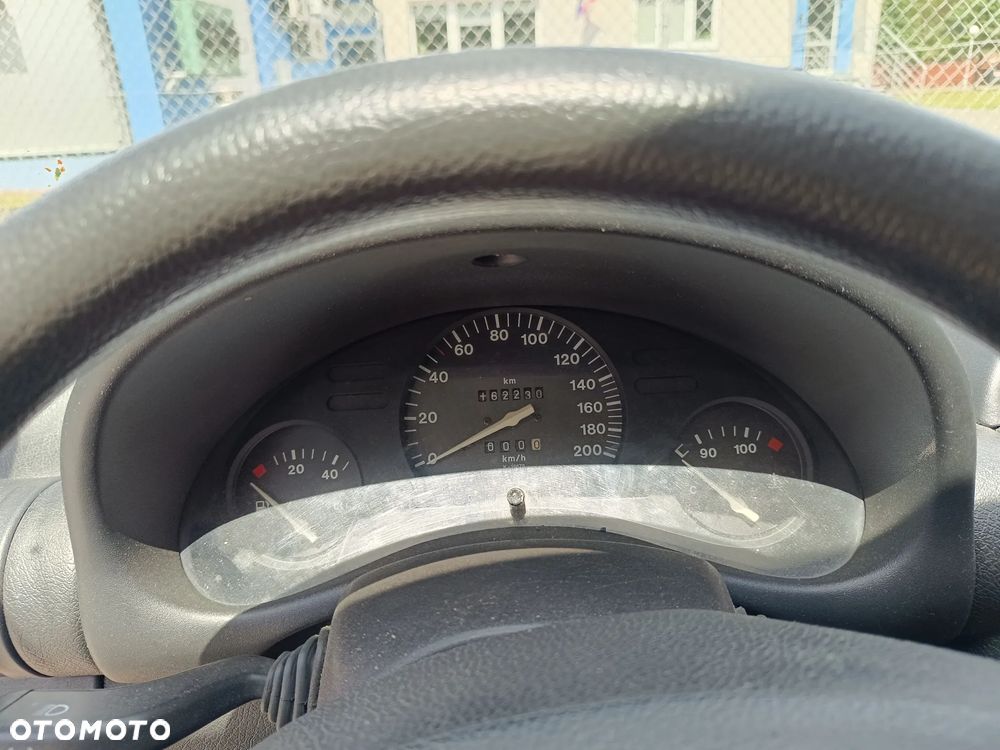 Opel Corsa 1.2 Swing 16v - 11