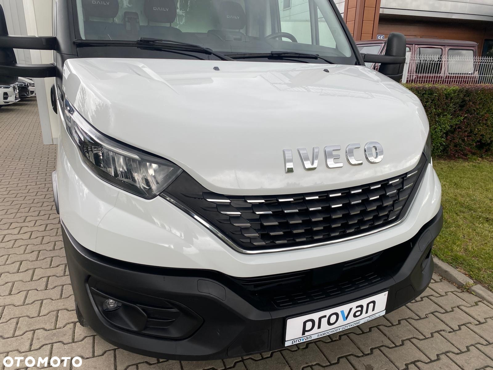 Iveco DAILY 35-160 HI-MATIC KONTENER 8EP CHŁODNIA THERMO KING WINDA ZEPRO - 5