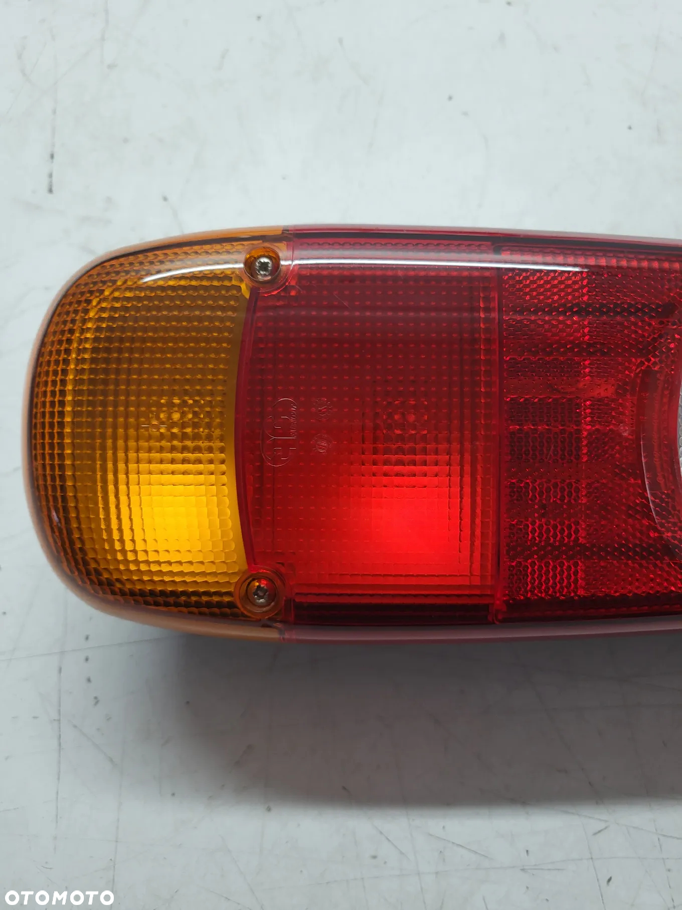 LAMPA LEWA TYLNA VW T5 T6 MASTER MOVANO IVECO DO RAMY SKRZYNI 7F0945095 - 2