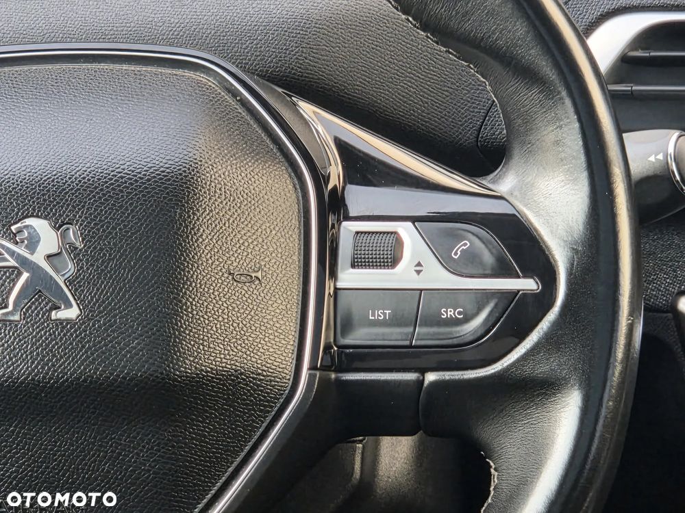 Peugeot 5008 1.6 BlueHDi Allure 7os - 22