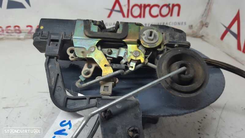 FECHADURA PORTA TRASEIRA DIREITA FIAT STILO (192) 1.9 JTD CAT - 8