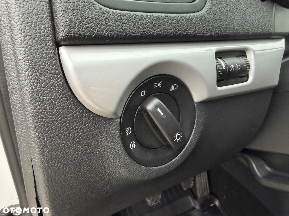 Skoda Yeti 1.4 TSI Active - 29