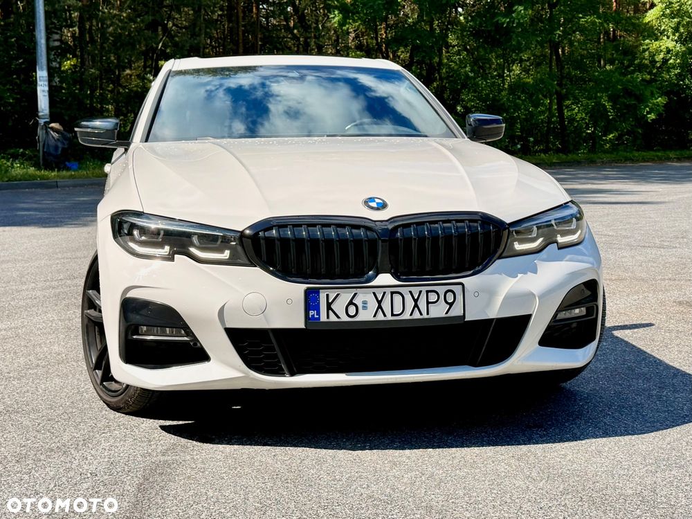 BMW Seria 3 330e xDrive M Sport sport - 10