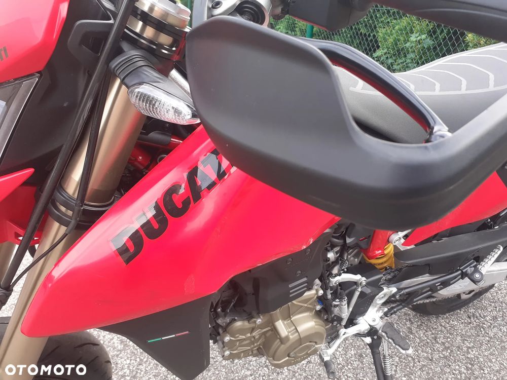 Ducati Hypermotard - 9