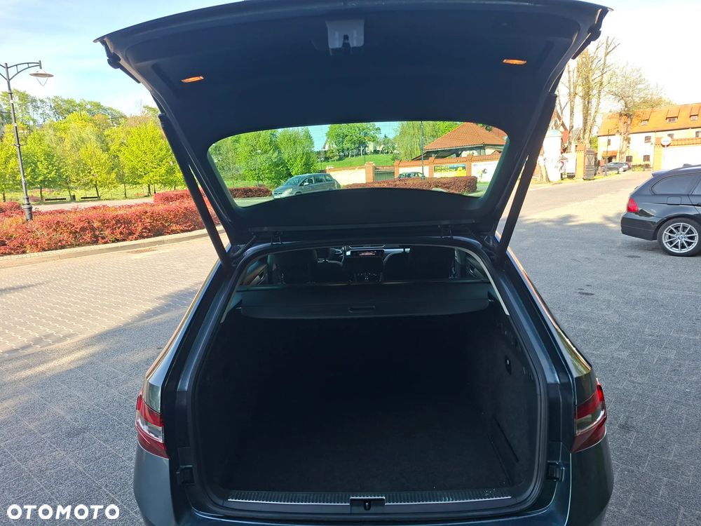 Skoda Superb 2.0 TDI SCR Style DSG - 15
