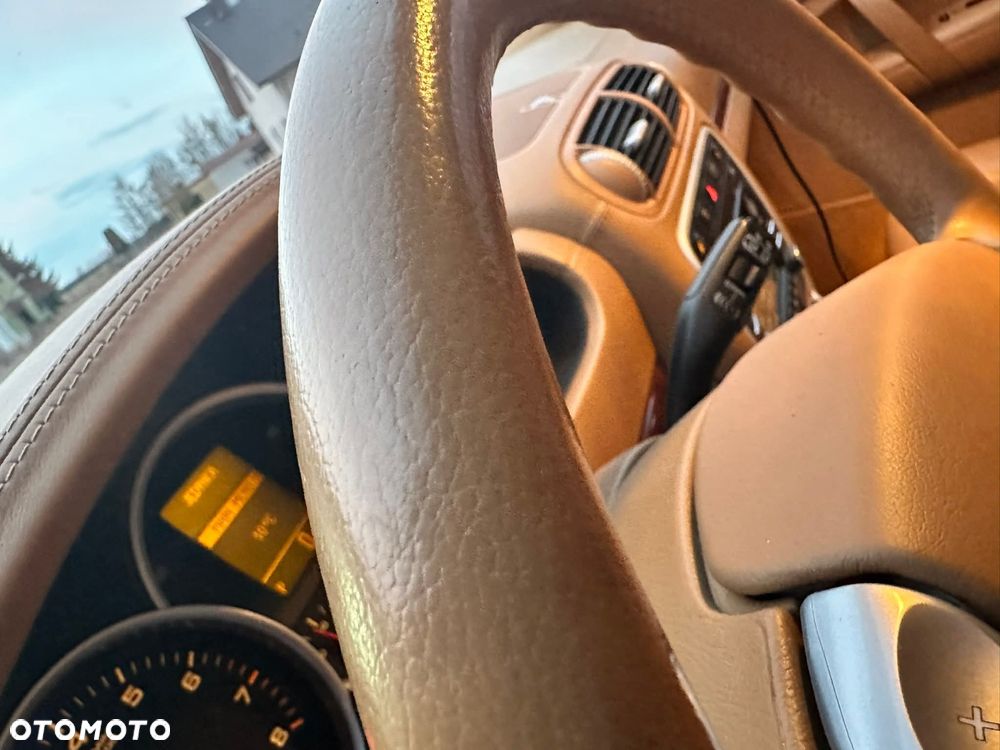 Porsche Cayenne - 6
