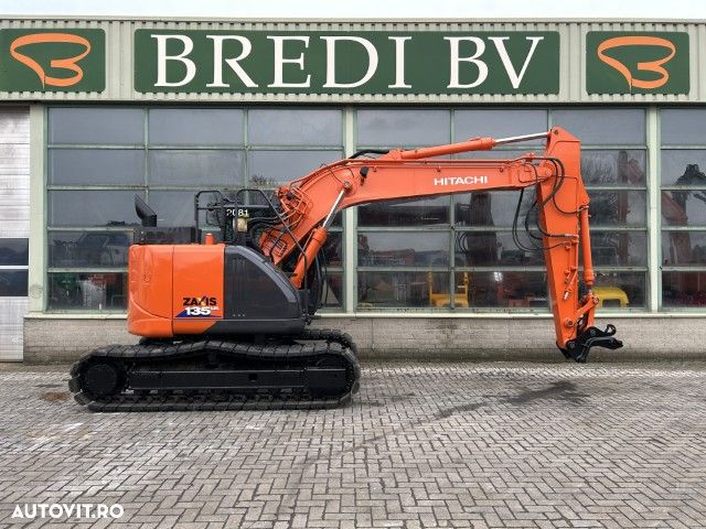 Hitachi ZX 135 US-6 - 3