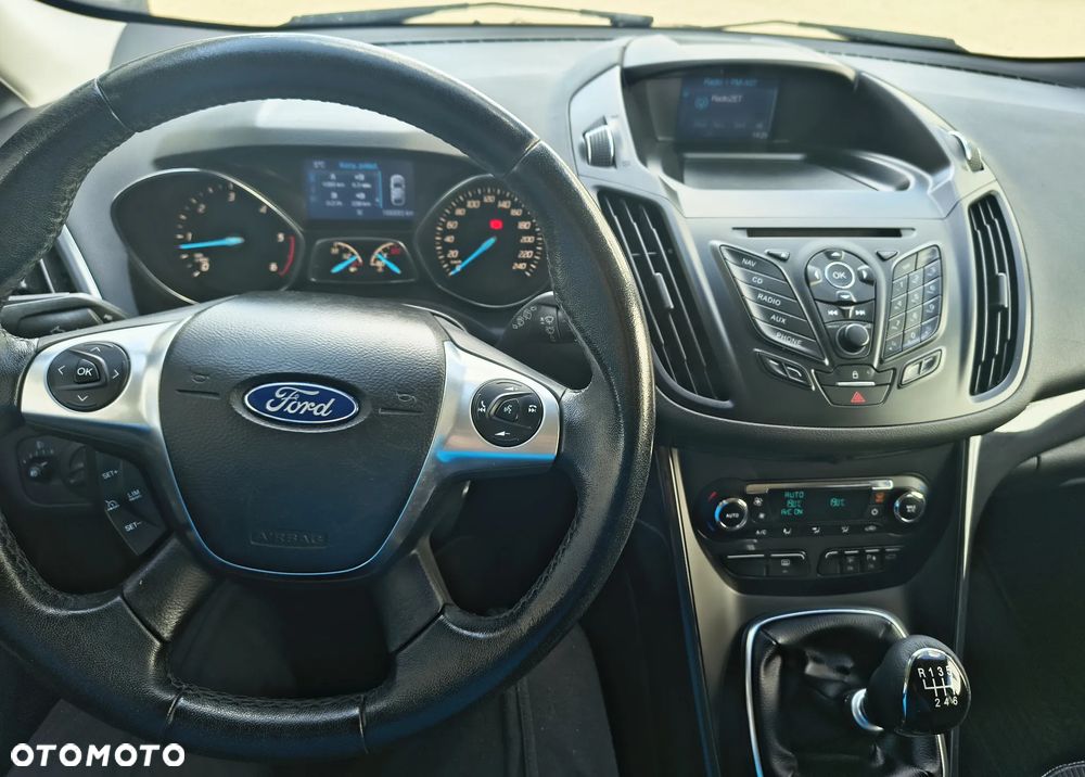 Ford Kuga 2.0 TDCi 2x4 Titanium - 7