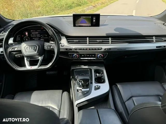 Audi Q7 - 24