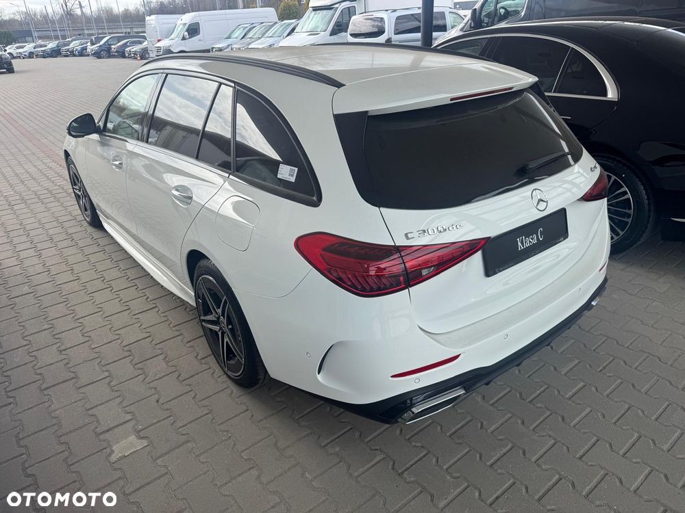Mercedes-Benz Klasa C 300 de PHEV 4-Matic AMG - 10