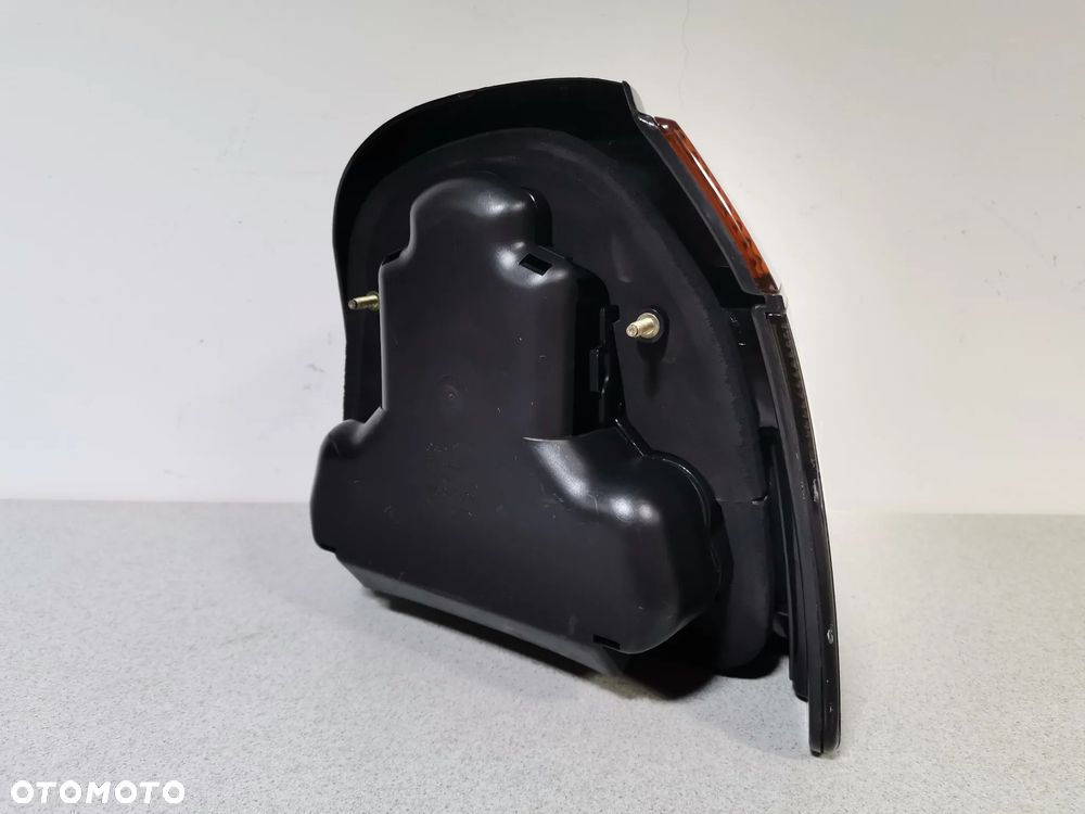 Lampa Tył Tylna LEWA VOLKSWAGEN GOLF III 3 H/B 3d 5d 92-98 HELLA - 3