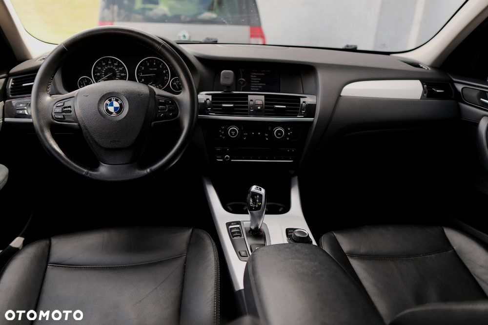 BMW X3 28i xDrive - 17