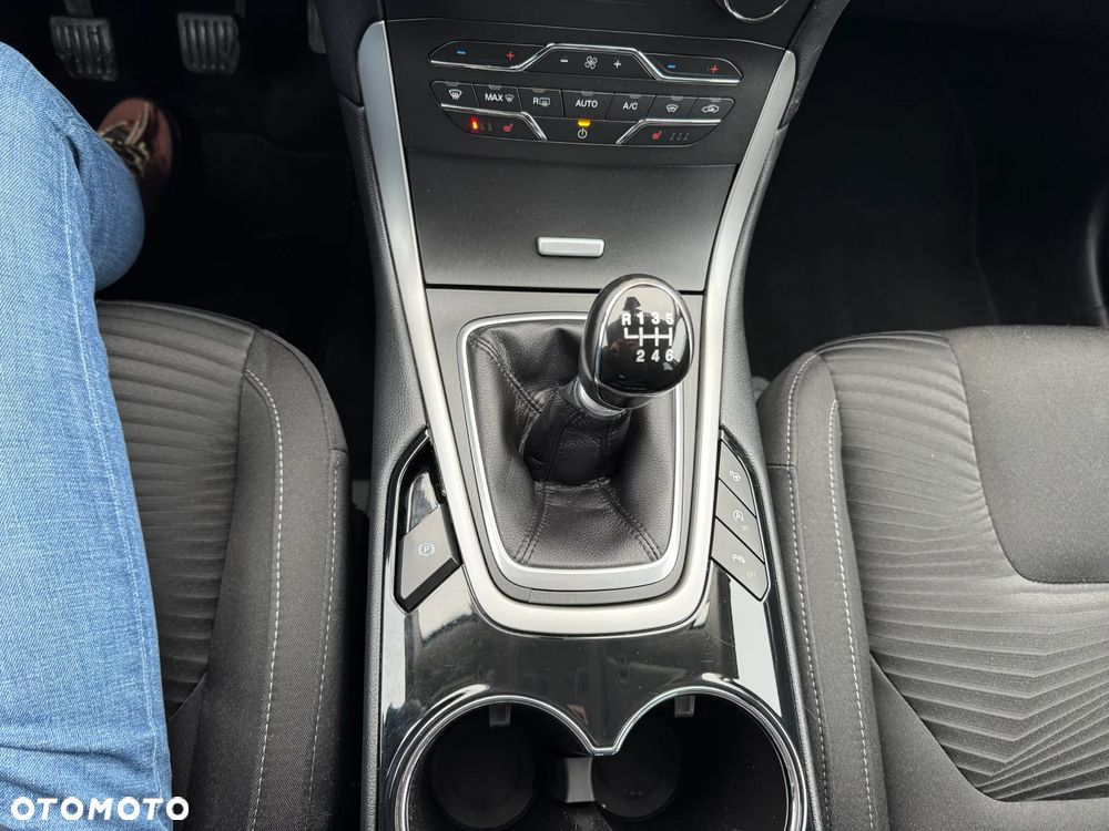 Ford S-Max 1.5 EcoBoost Titanium - 21