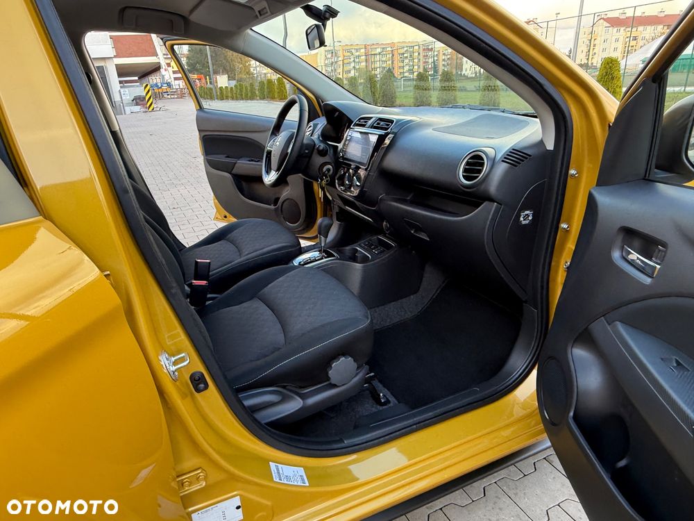 Mitsubishi Space Star AS&G 1.2 CVT Spirit+ Black - 16