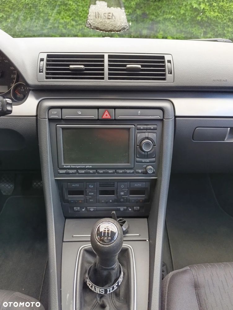 Audi A4 Avant - 8