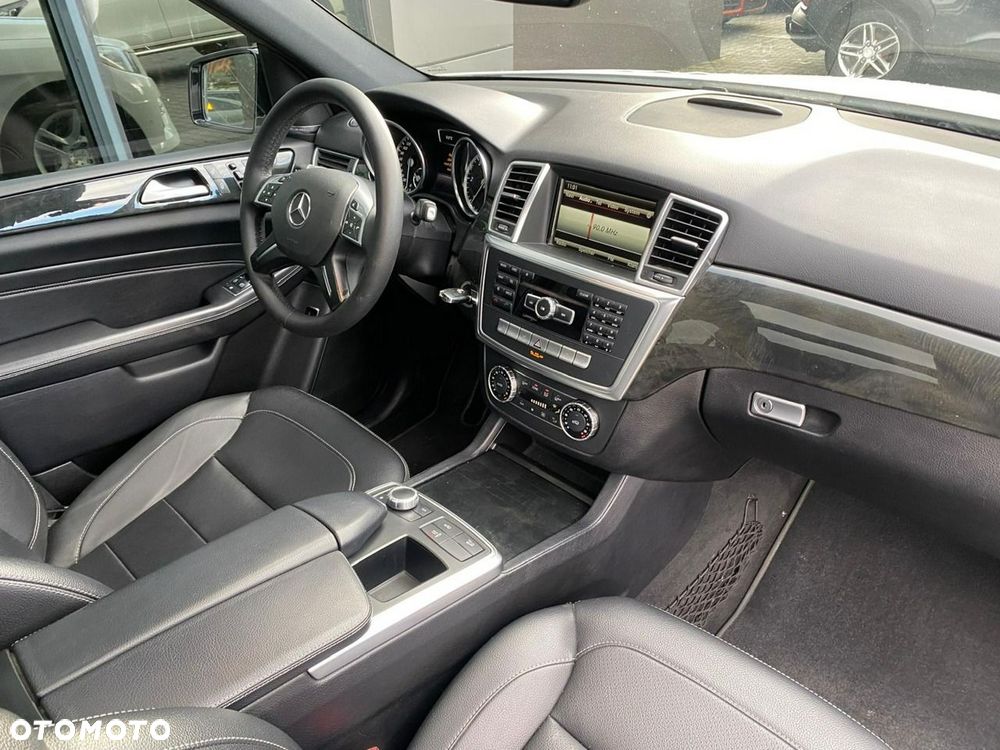 Mercedes-Benz ML 350 BlueTEC 4MATIC 7G-TRONIC - 12