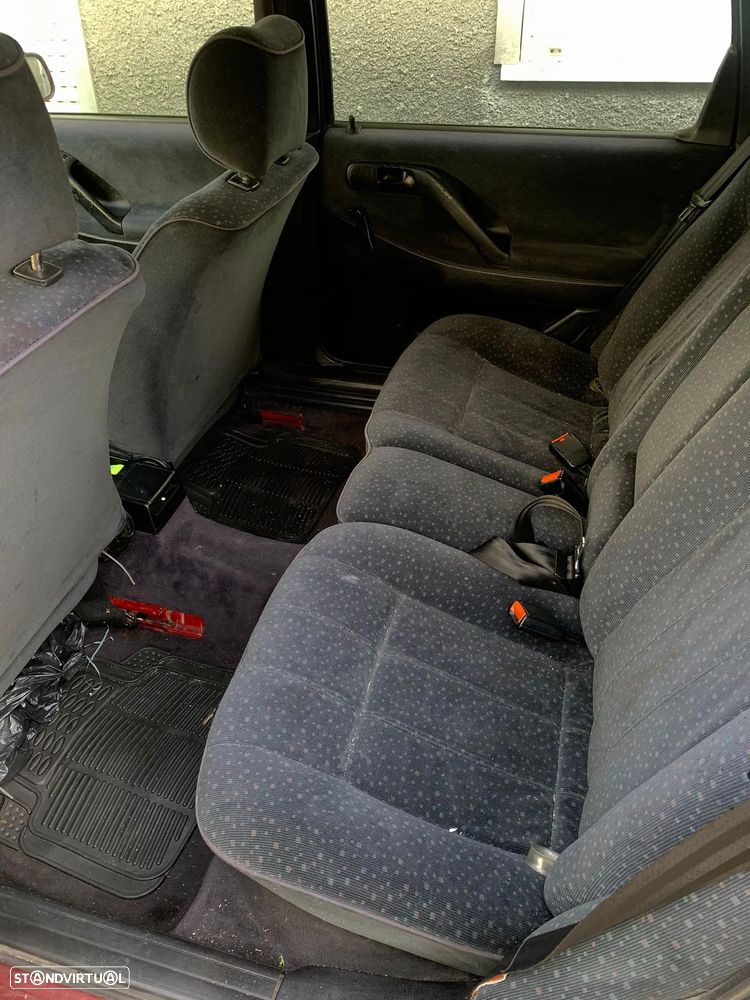 VW Passat Variant 1.9 GL TDI - 5