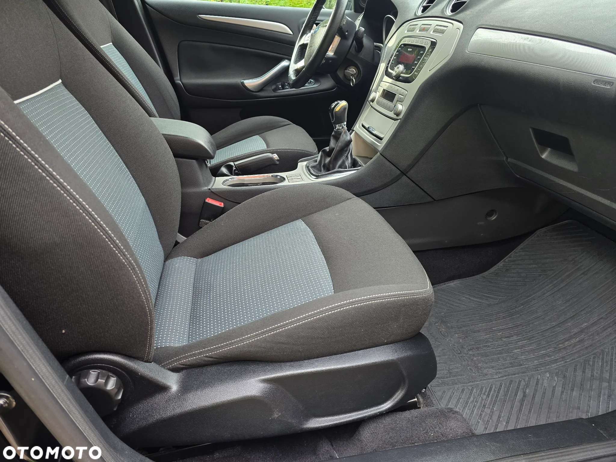 Ford Mondeo Turnier 1.6 Ti-VCT Ambiente - 26