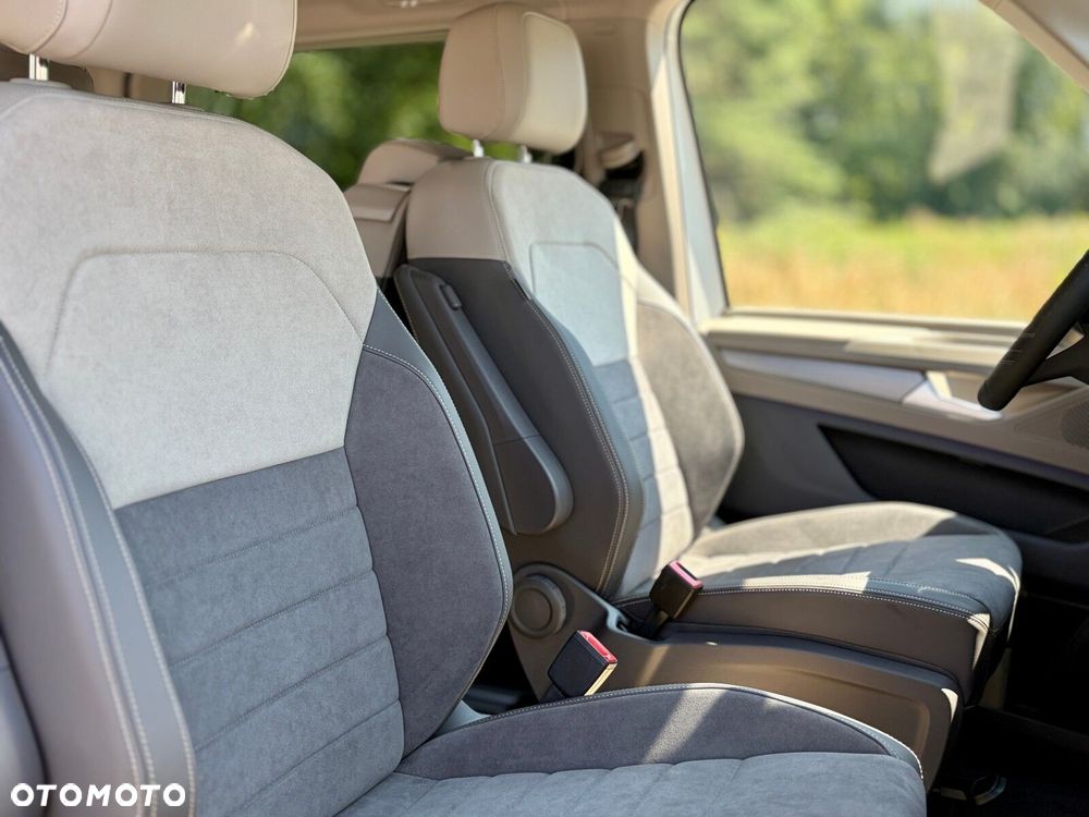 Volkswagen multivan Life L2 silnik: 2,0 l TDI SCR 150 KM / skrzynia biegów: 7-biegowa DSG rozstaw osi: 3124 mm - 11