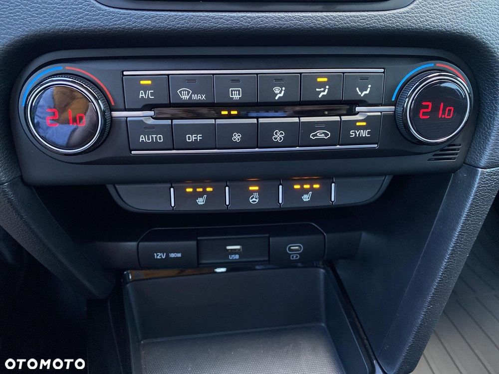 Kia Ceed 1.5 T-GDI L DCT - 19