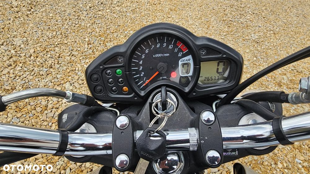 Suzuki Gladius - 18