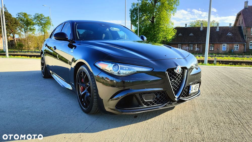 Alfa Romeo Giulia 2.9 Bi Turbo V6 Quadrifoglio - 10