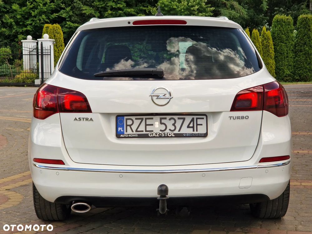 Opel Astra 1.4 Turbo Cosmo - 14