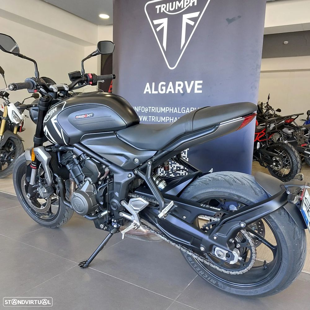 Triumph Trident 660 - 4