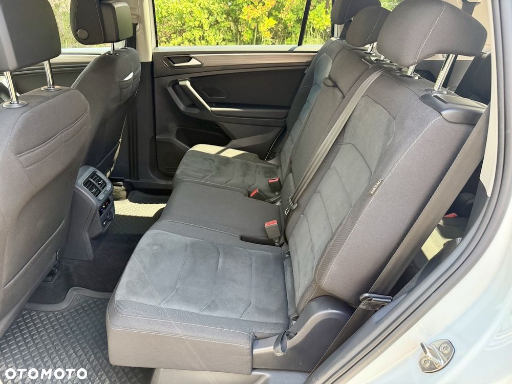 Volkswagen Tiguan Allspace 2.0 TSI 4Mot Elegance DSG - 21