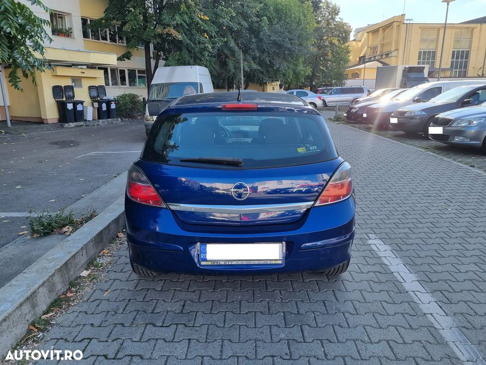 Opel Astra - 4