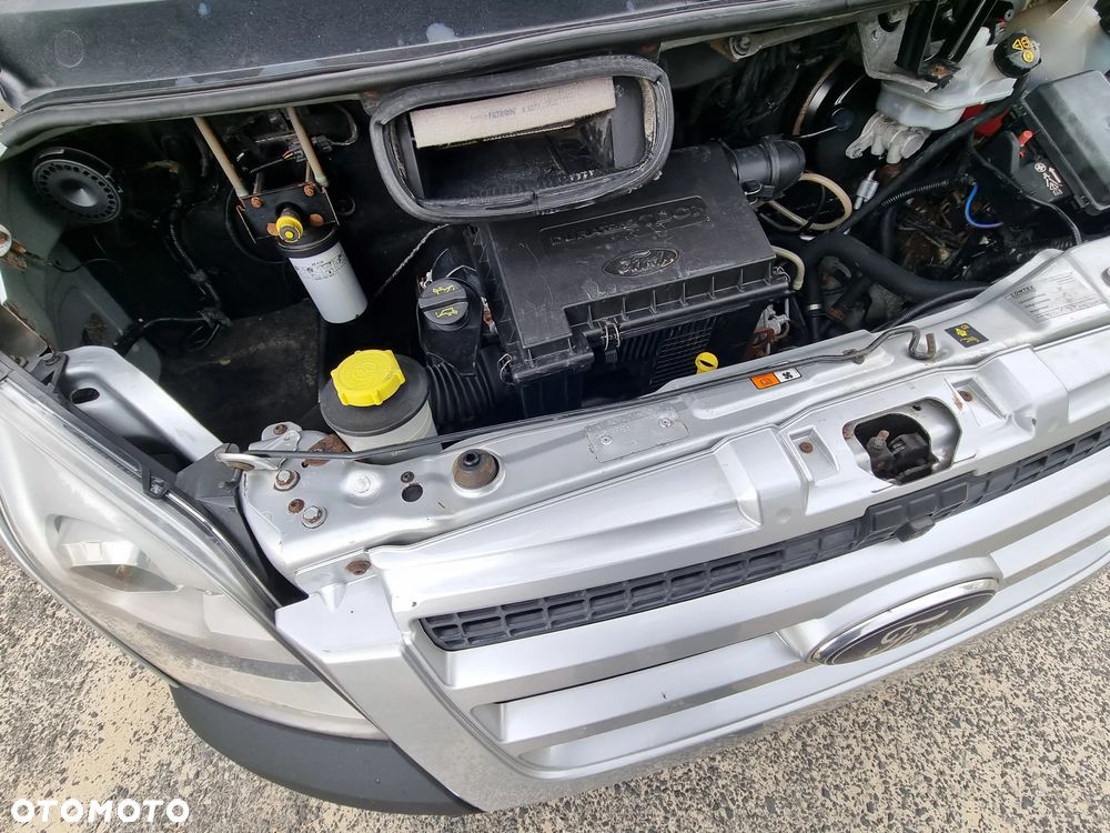 Ford Transit - 26