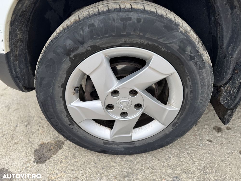 Dezmembrez Dacia Duster 1.5 dCi Euro 5 4x4 110CP 2013 - 12