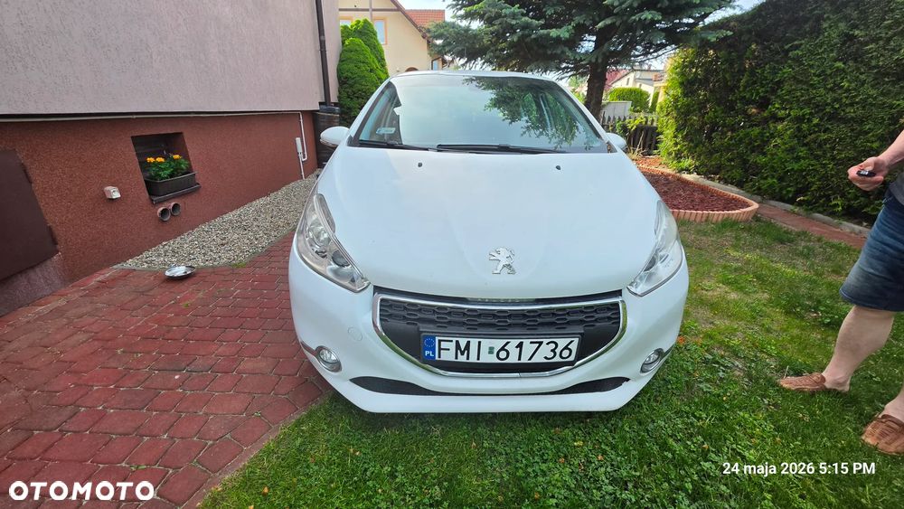 Peugeot 208 - 7