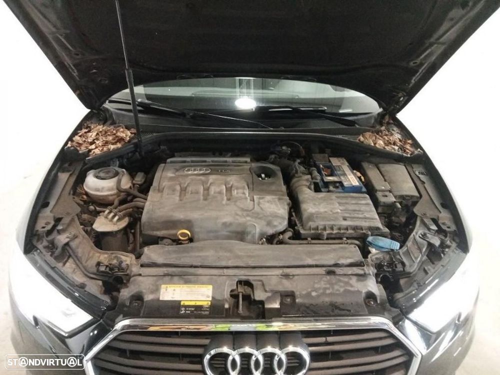 Audi A3 Sportback 2.0 TDI Design - 10