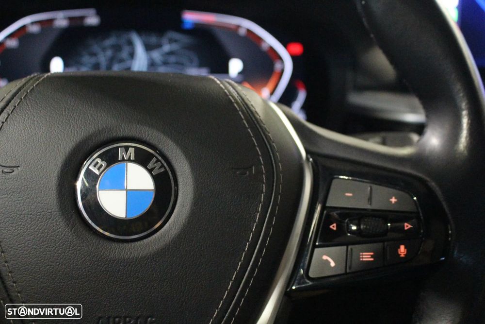 BMW 520 d Line Luxury Auto - 23