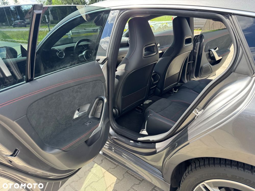 Mercedes-Benz CLA 200 mHEV AMG Line 7G-DCT - 10