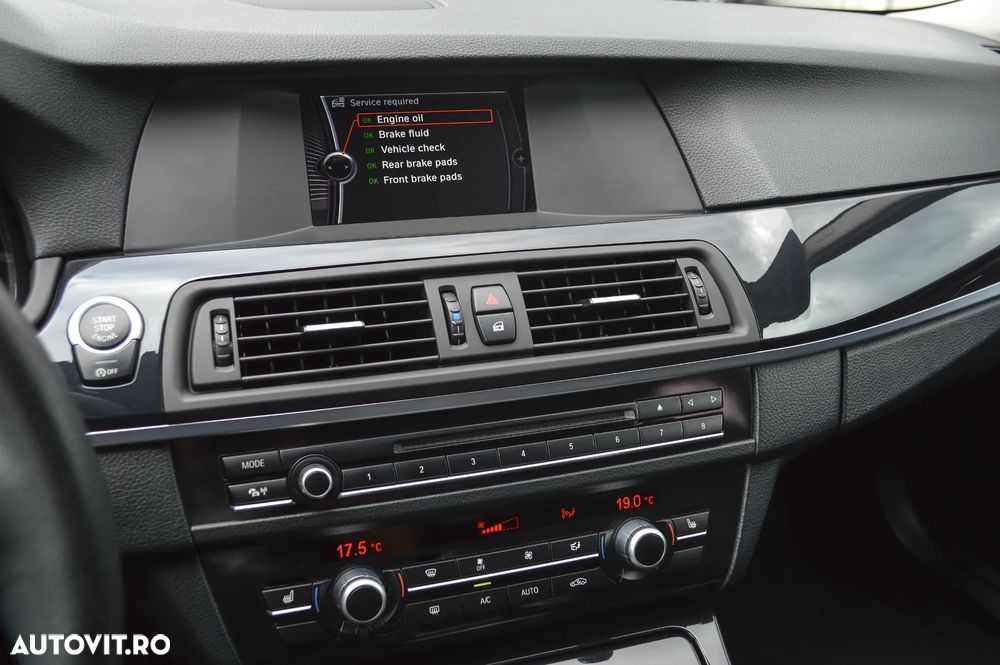 BMW Seria 5 520d Sport-Aut. - 25