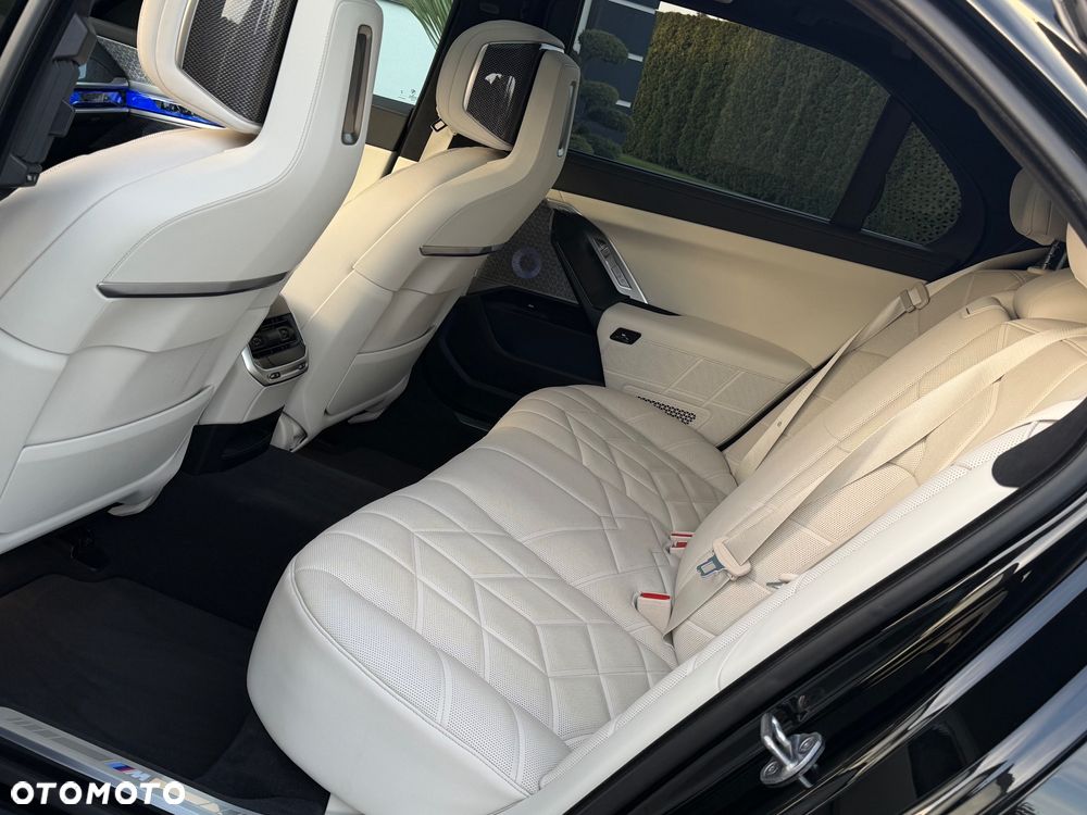 BMW Seria 7 740d xDrive - 30