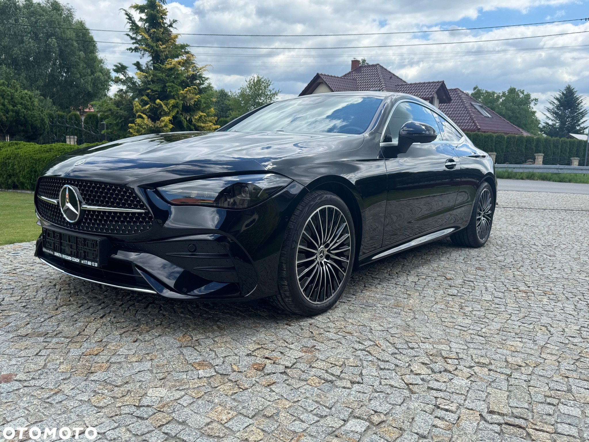 Mercedes-Benz CLE 300 4Matic Coupe 9G-TRONIC Edition AMG Line - 2