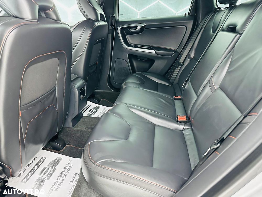 Volvo XC 60 D3 Ocean Race - 15