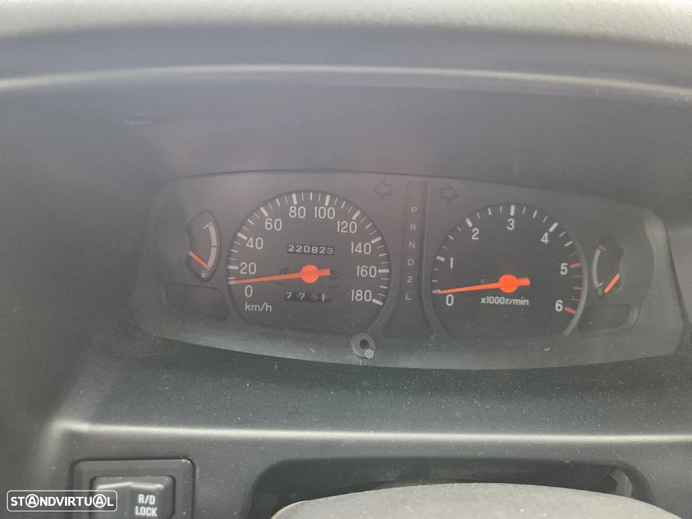 Mitsubishi L200 - 11