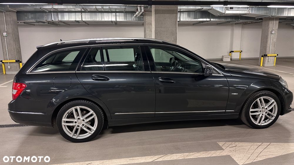 Mercedes-Benz Klasa C 180 BlueEFFICIENCY Avantgarde - 24