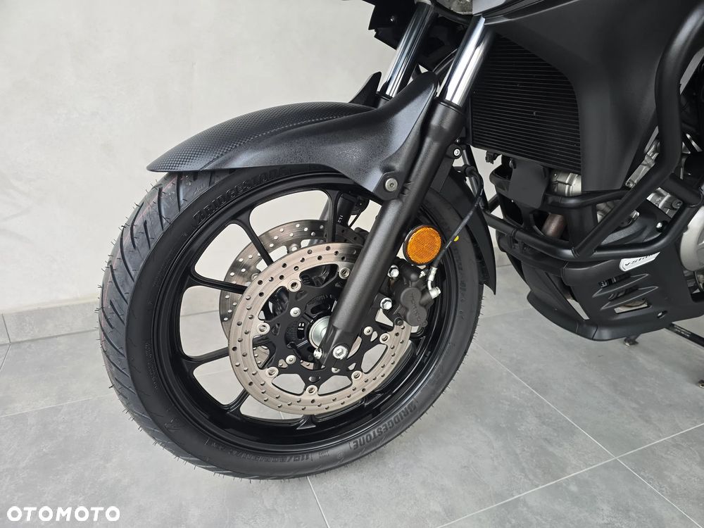 Suzuki V-STROM - 18