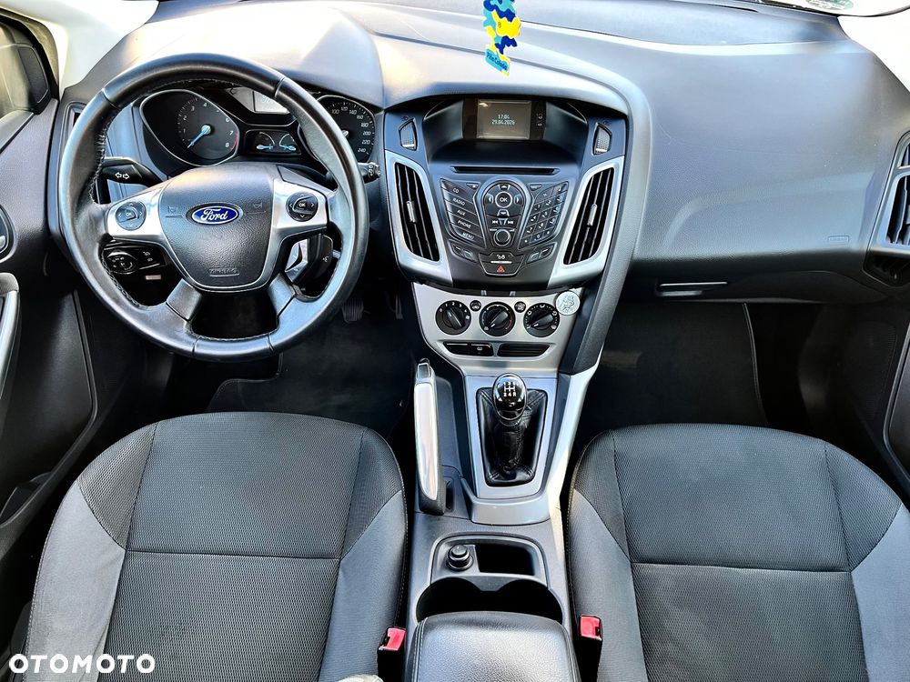 Ford Focus 1.6 TI-VCT Champions Edition - 16