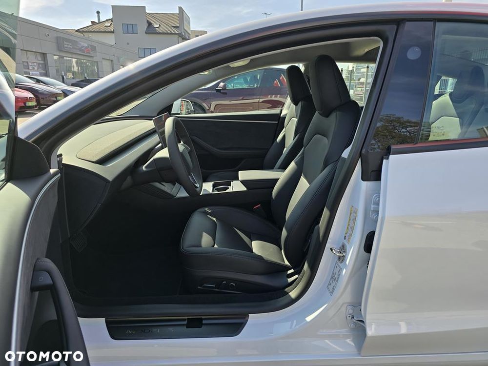 Tesla Model 3 Long Range AWD - 14