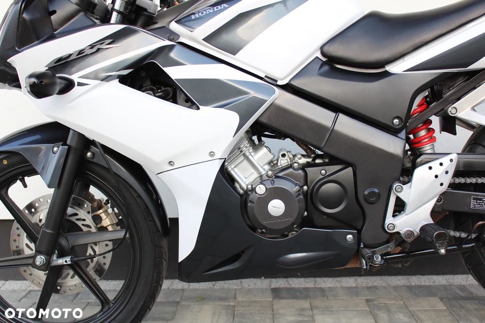 Honda CBR - 11